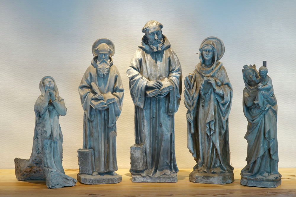 A set of five plaster casts of religious figures, 19/20th C., Bruges