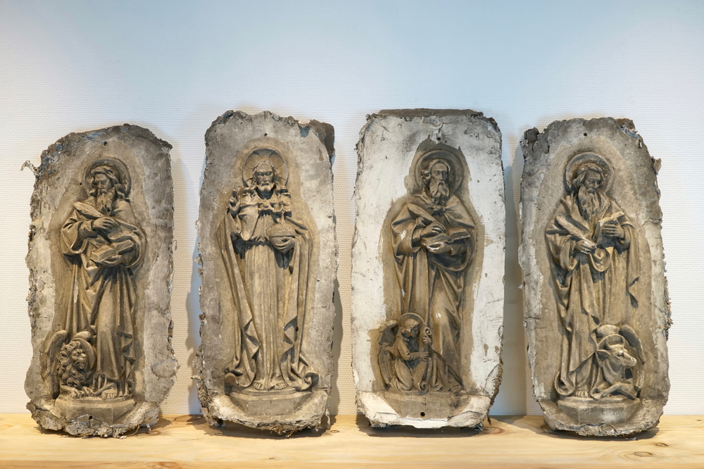 A set of four 78 cm plaster casts of religious figures, 19/20th C., Bruges