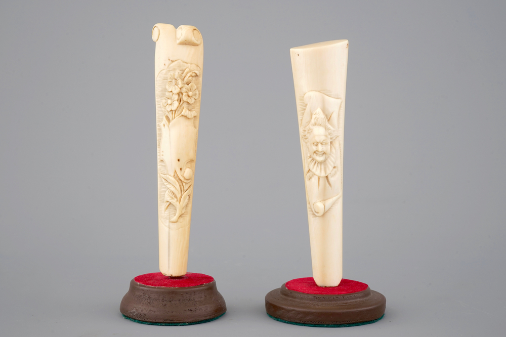 Deux poign&eacute;es de parasol en ivoire, Dieppe (?), 19&egrave;me si&egrave;cle
