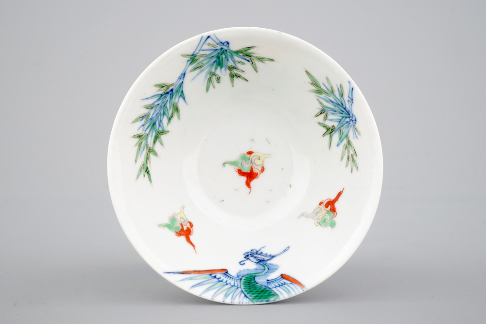 A Chinese porcelain doucai phoenix bowl, 19th C