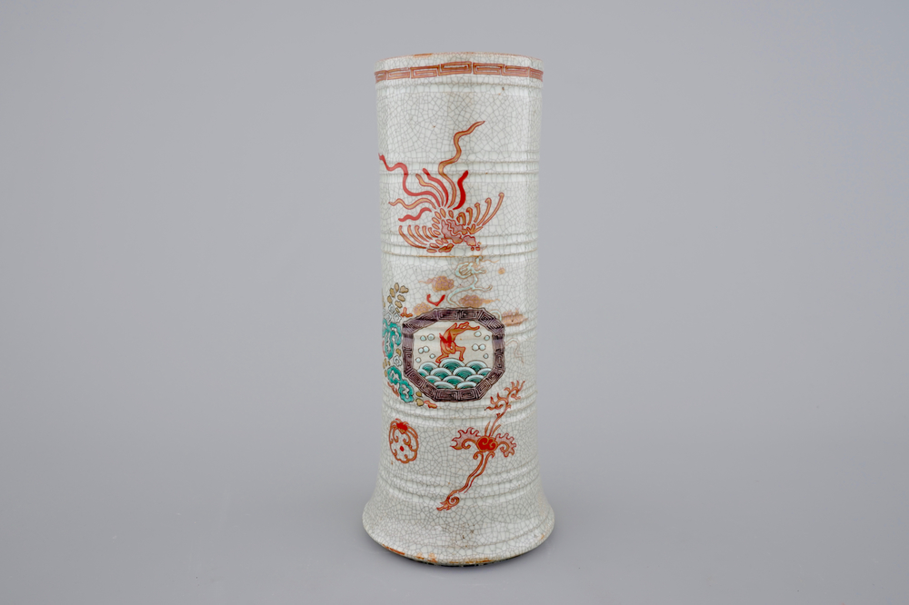 A tall Chinese cylindrical crackled glaze vase, 19th C