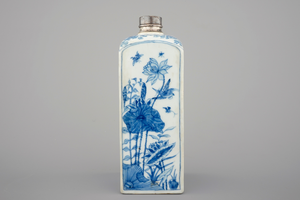 A blue and white Chinese porcelain silver-mounted VOC tea caddy, Kangxi, ca. 1700