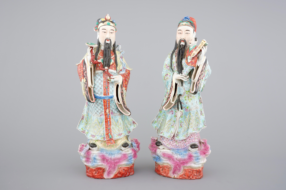 Two tall Chinese famille rose porcelain figures of immortals, 19/20th C.