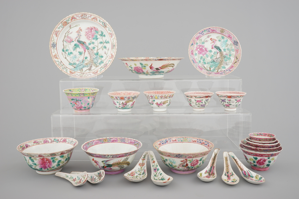 A group of Chinese famille rose Peranakan straits porcelain ware, 19/20th C.