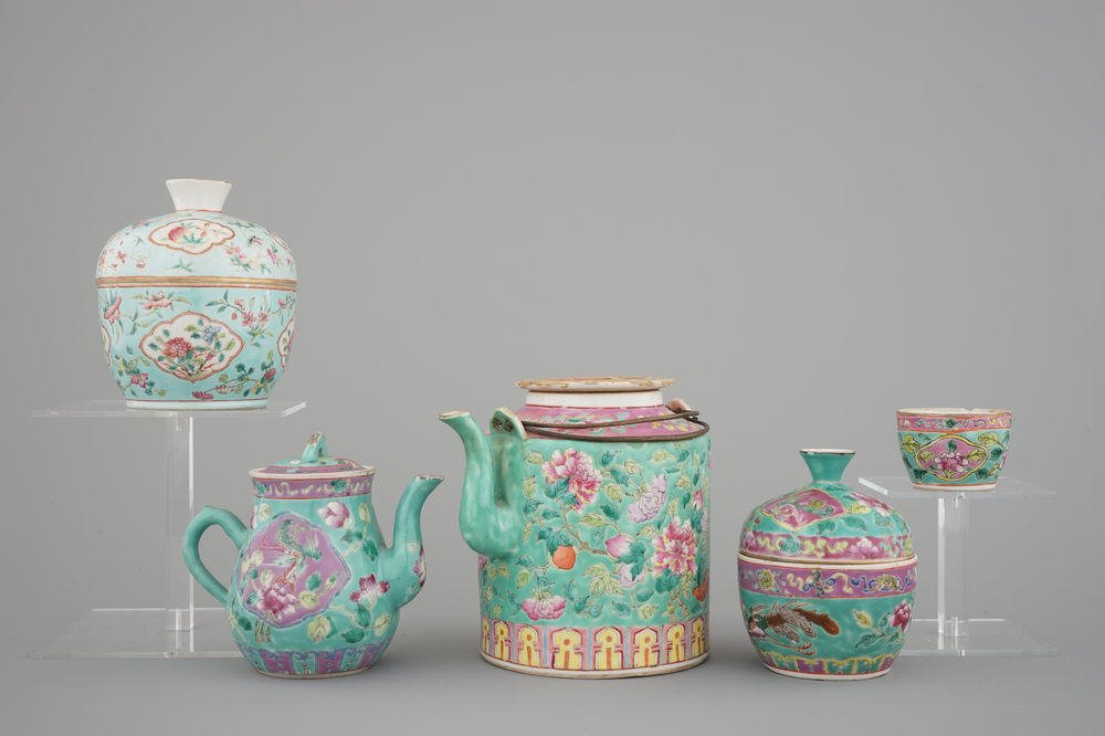A nice set of Chinese turquoise ground famille rose Peranakan straits porcelain including teapots, 19/20th C.