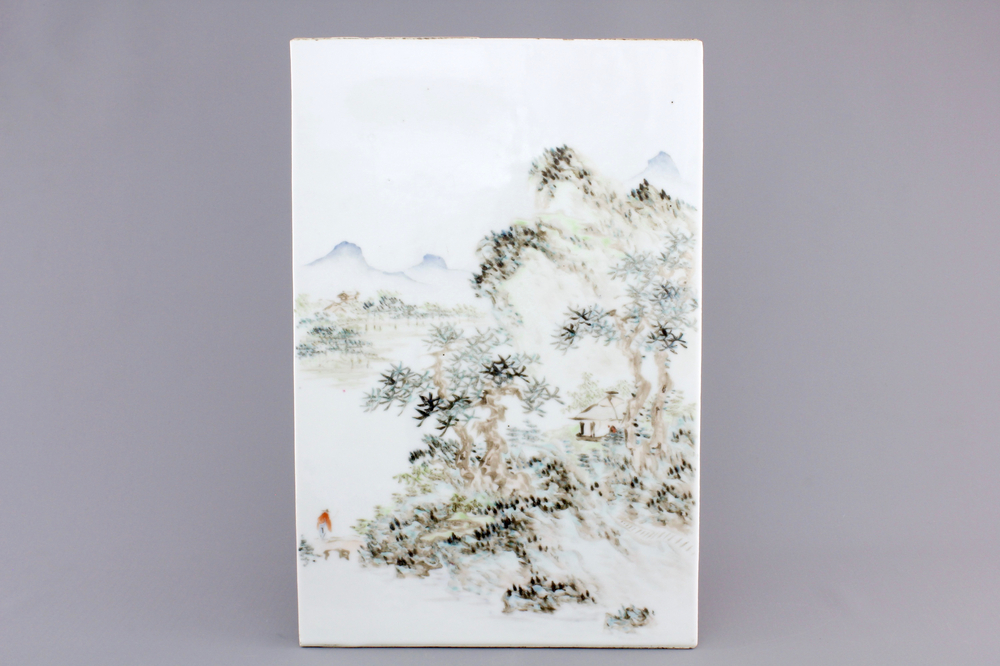 A Chinese Qianjiang style porcelain plaque, 19/20th C.
