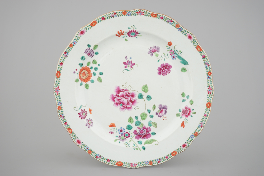 A large floral Chinese famille rose export porcelain dish, Qianlong, 18th C.
