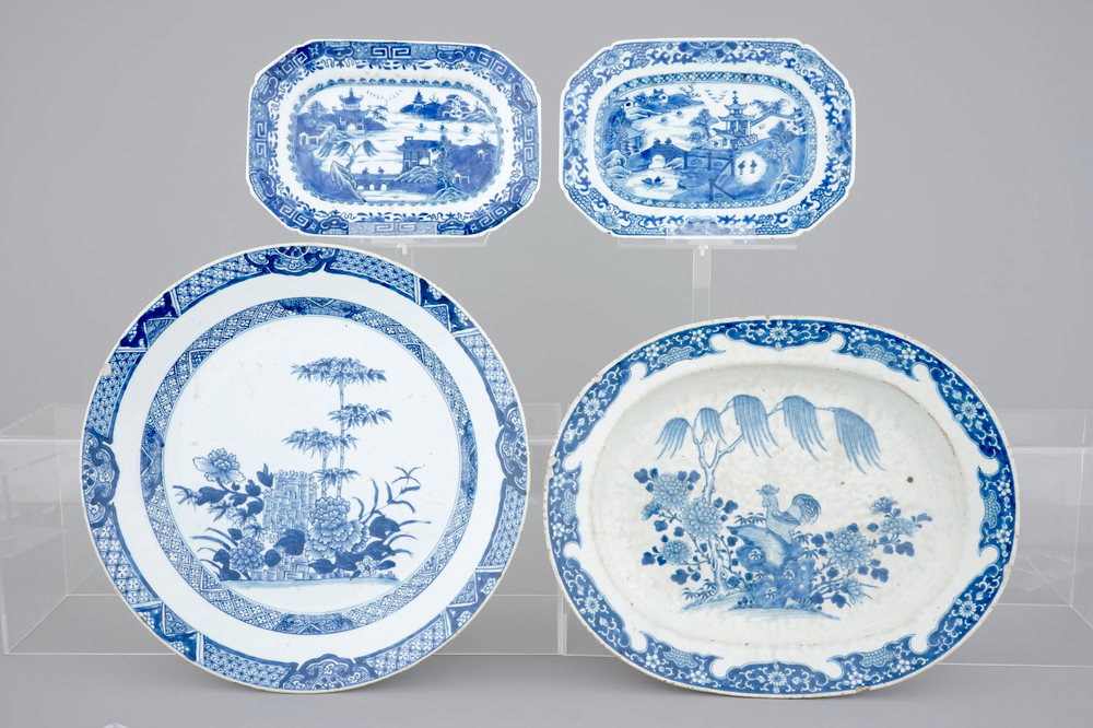 A lot of 4 Chinese porcelain blue and white dishes, Qianlong, 18th C.