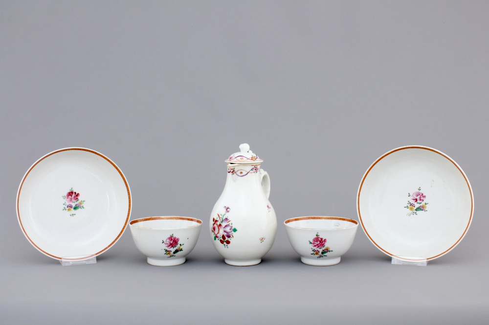 Two Chinese famille rose export cups and saucers and a cream jug with cover, Qianlong, 18th C.