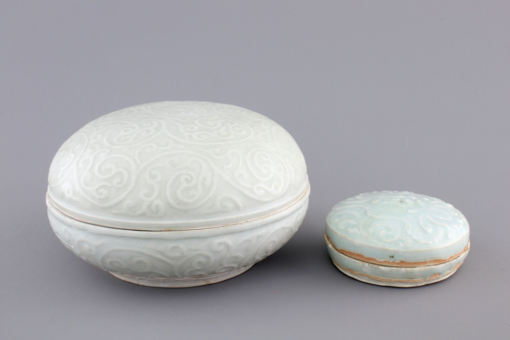 Two round Qingbai boxes with covers, Song and Yuan Dynasty