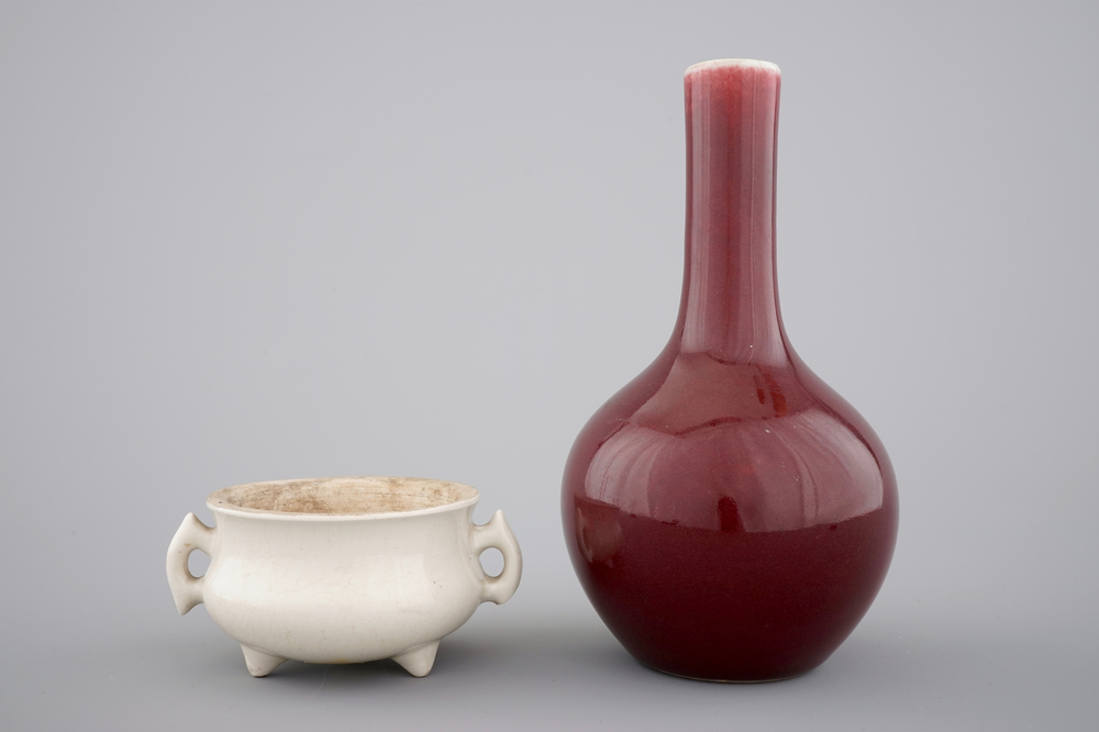 A Chinese sang de boeuf vase, 18/19th C. and a blanc de Chine censer, 18th C.