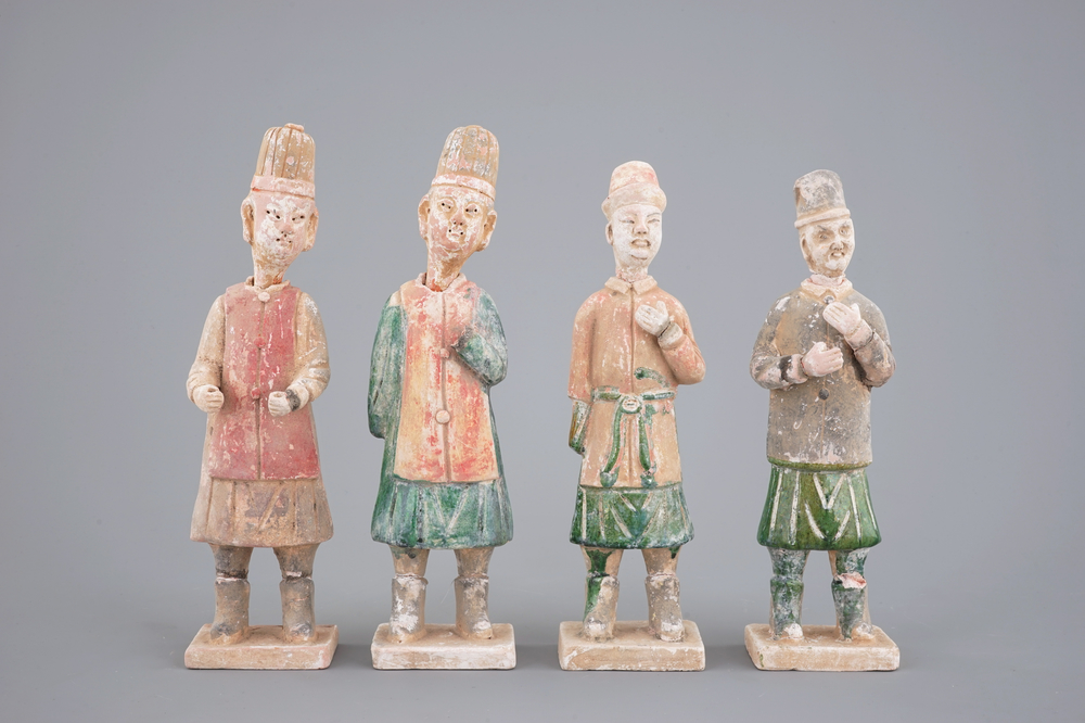 A lot of 4 Chinese pottery funerary figures, Ming Dynasty
