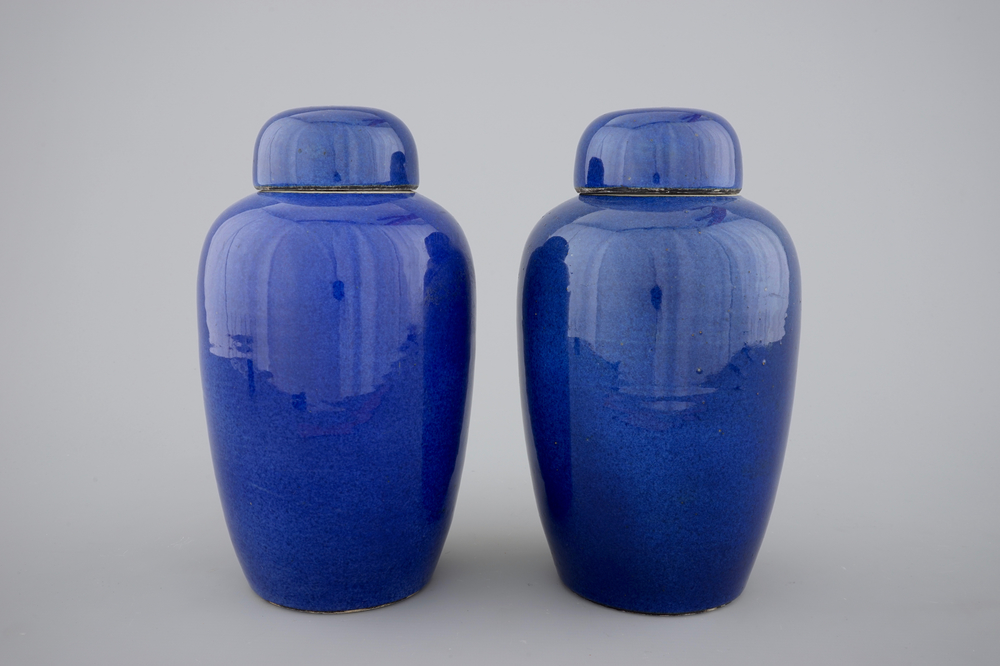 A pair of Chinese powder blue jars with covers, early 19th C.