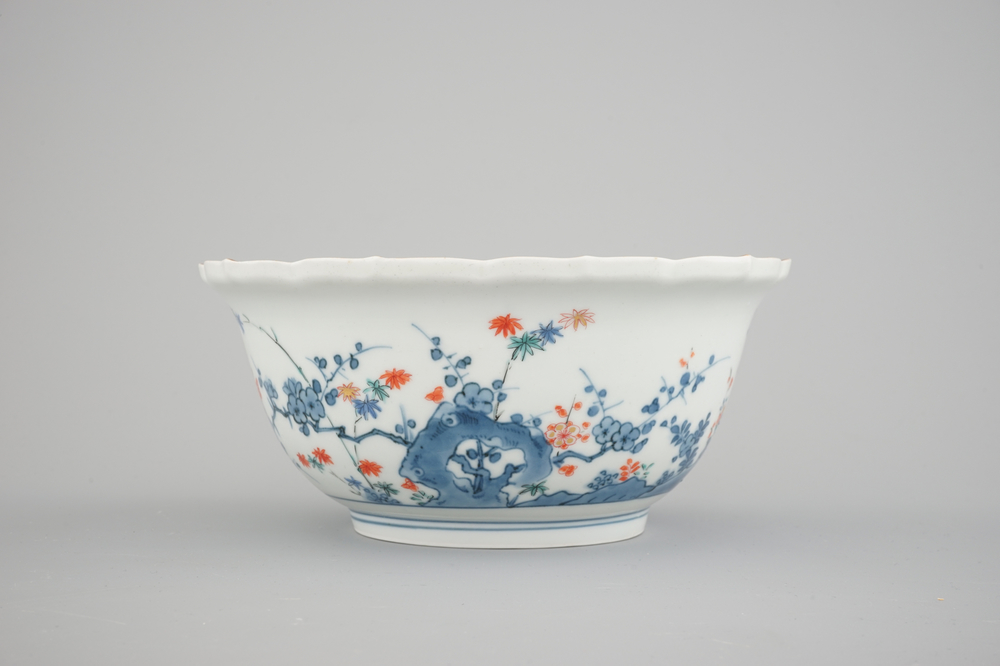 A fine Japanese porcelain Kakiemon bowl, 18th C.