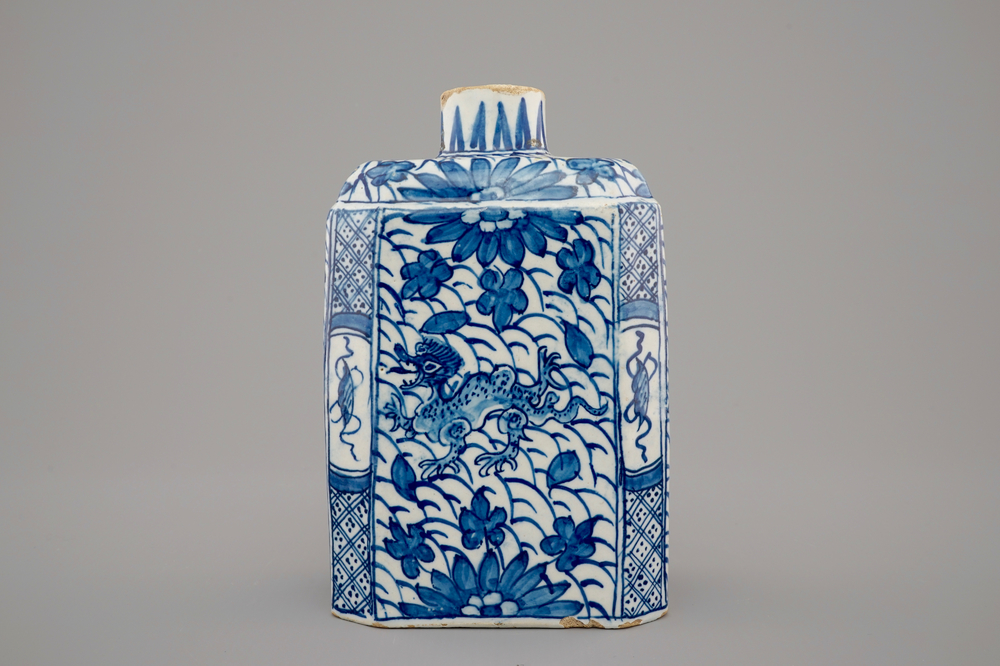 A Dutch Delft chinoiserie tea caddy, 18th C.