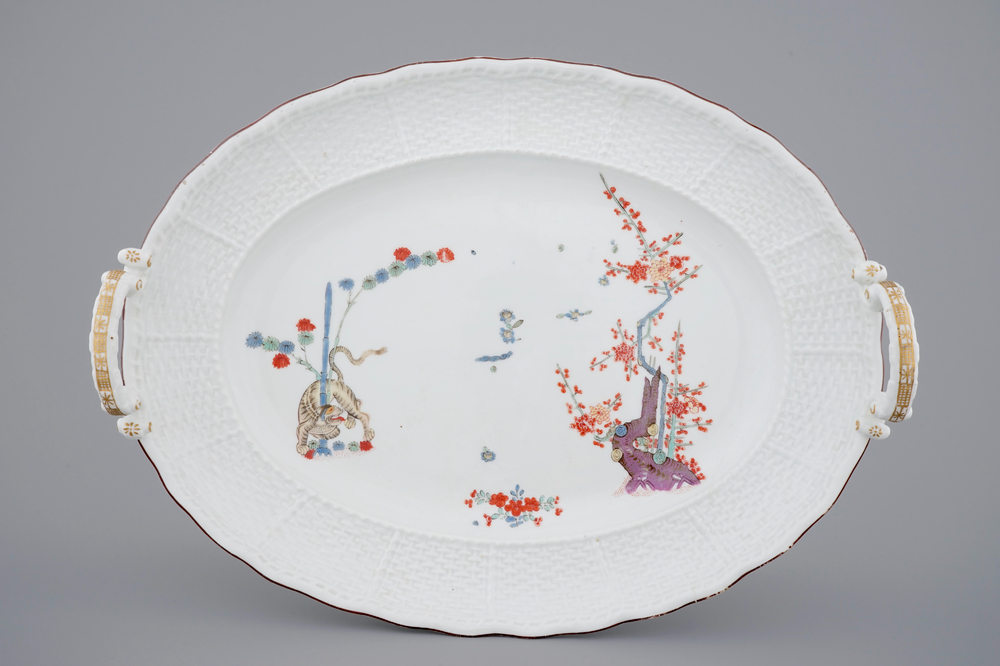 A Meissen porcelain tray decorated in Kakiemon style, 18th C.
