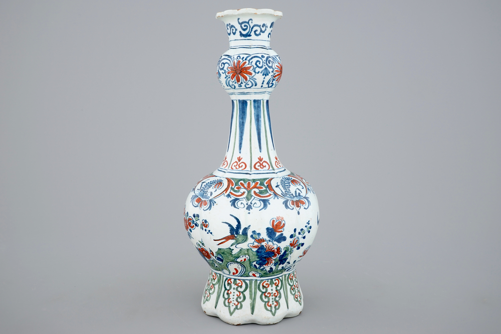 A Dutch Delft cashmere palette vase, 18th C.