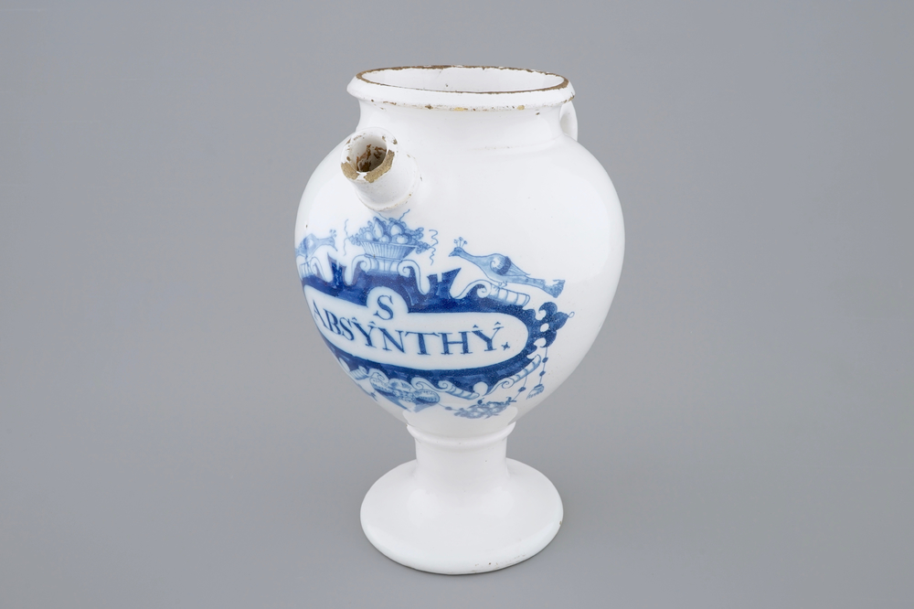 Een blauw-witte Delftse siroopkan &quot;Absynthy&quot;, 18e eeuw