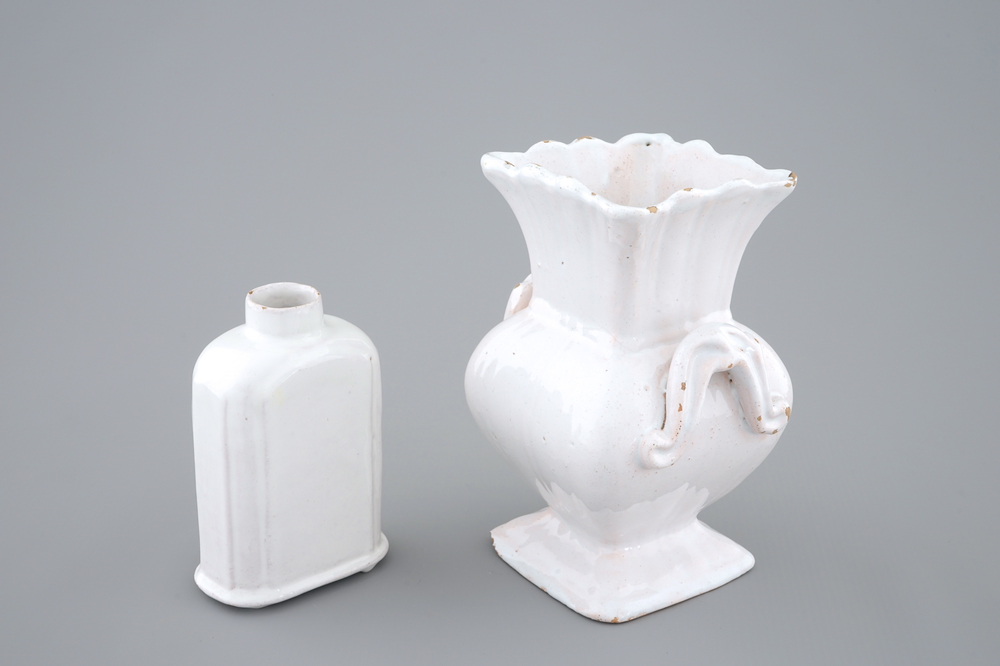 A white Delft tea caddy and a square vase, prob. France, 18th C.