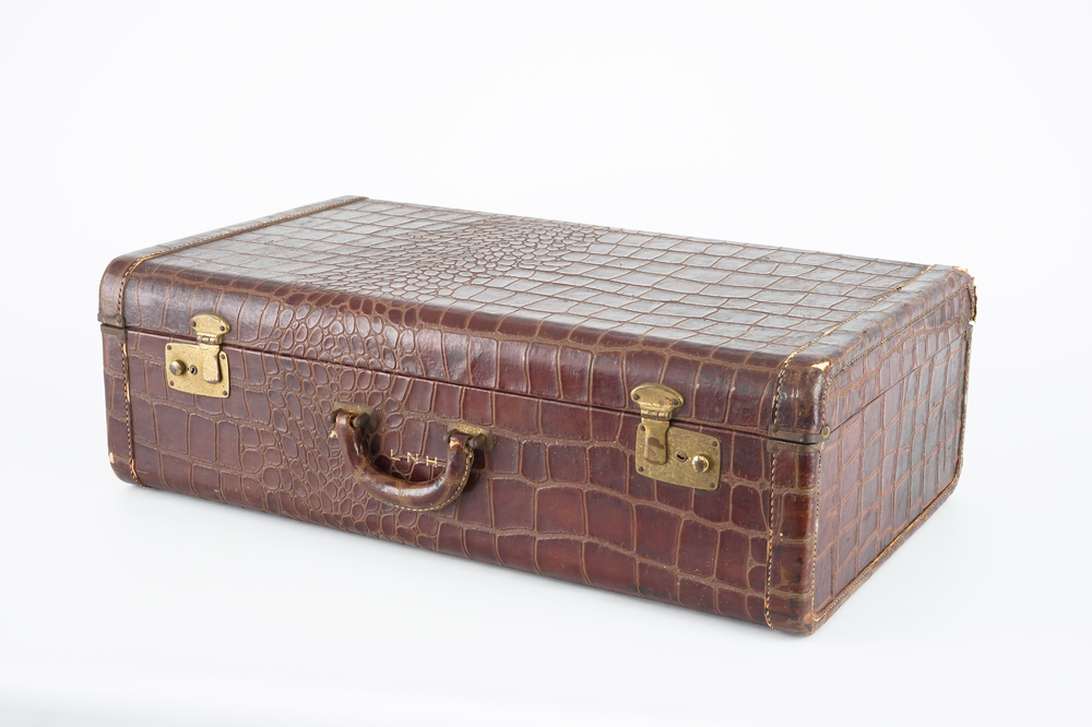 A small travel suitcase with snake skin leather, 1st half 20th C.