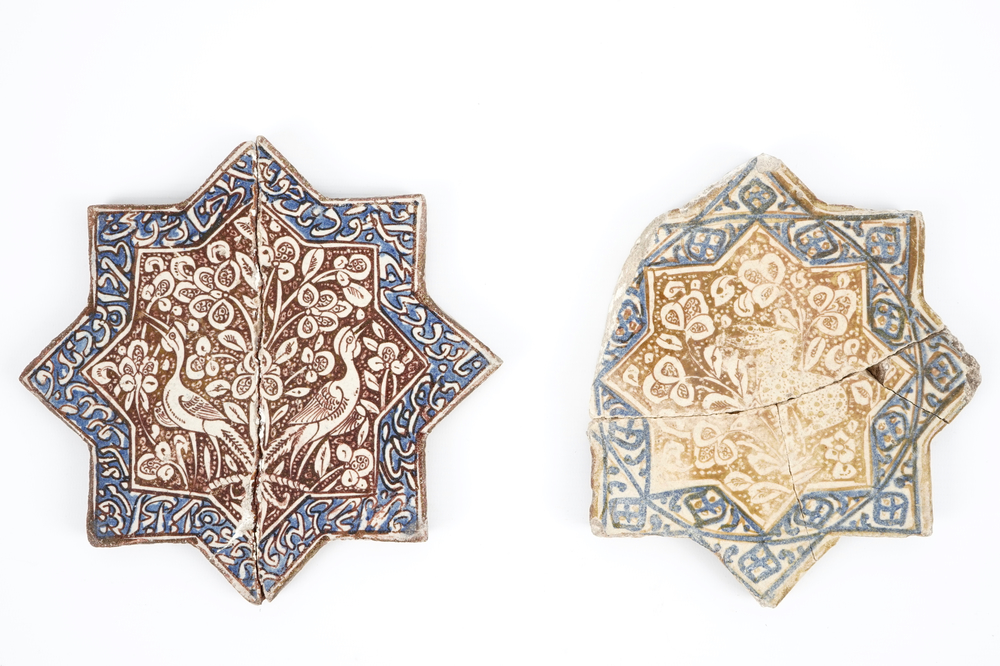 Deux carreaux de rev&ecirc;tement en forme d'&eacute;toile, Kashan, Iran, 13/14&egrave;me