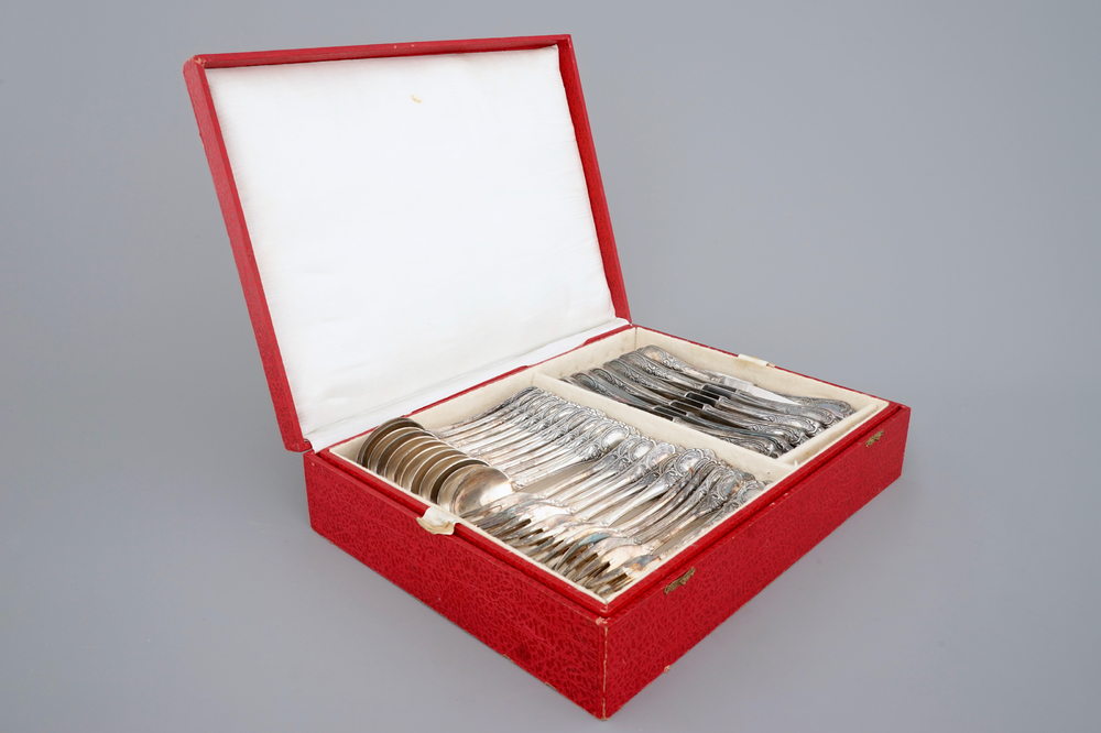 A 72-piece silver-plated cutlery set in case, Carl Mertens, Solingen, mid 20th C.