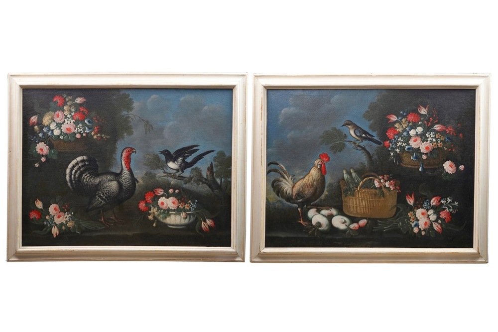 Ecole italienne, Une grande paire de natures mortes aux oiseaux et fleurs, huile sur toile, 17/18&egrave;me