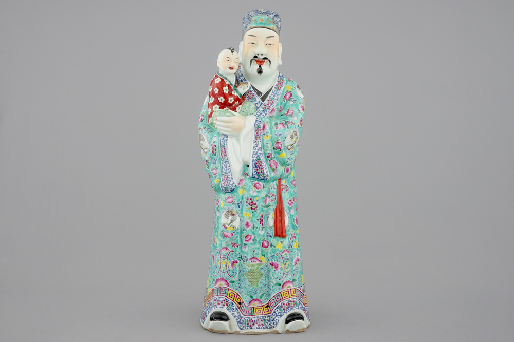 A large Chinese famille rose figure of an immortal, 19/20th C.