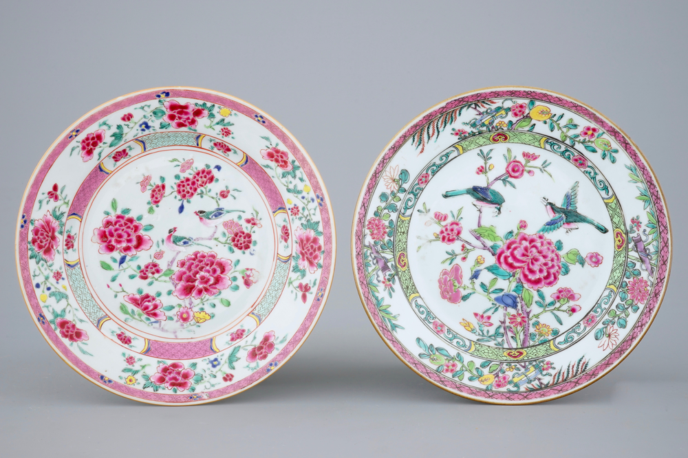 Twee fraaie Chinese famille rose borden, Yongzheng/Qianlong, 18e eeuw