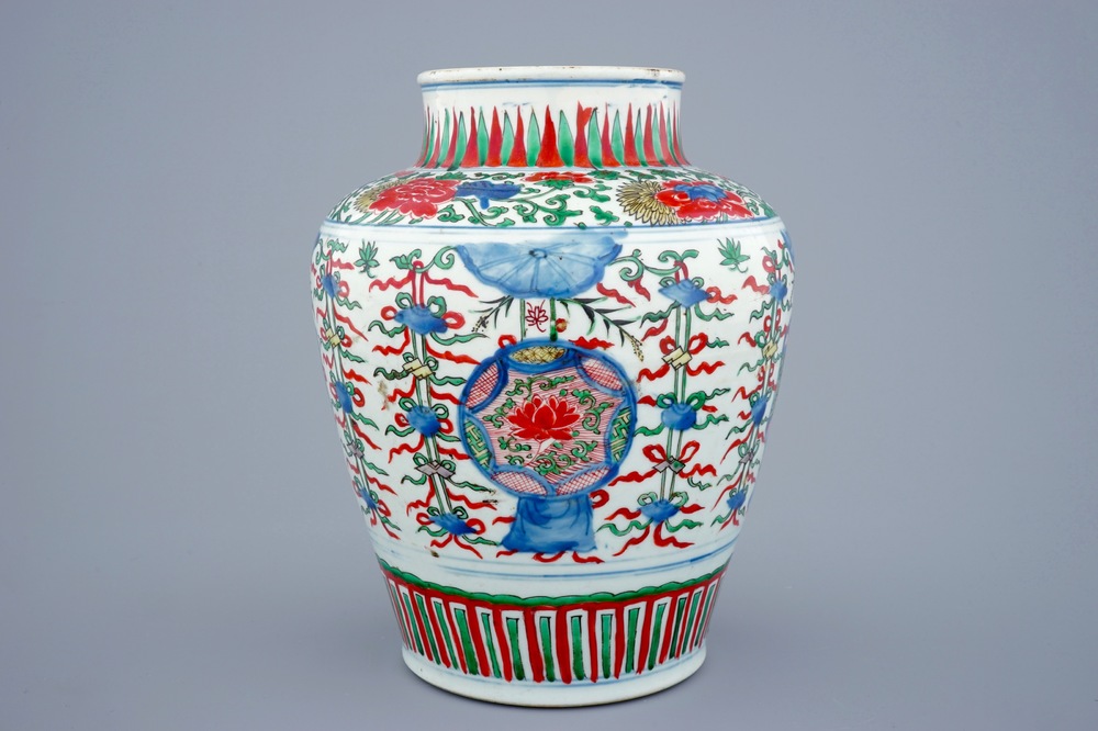 A Chinese Transitional wucai vase wuth buddhist emblems, Shunzhi, 1643-1661