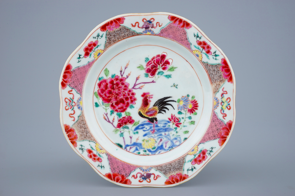 A fine Chinese famille rose rooster plate, Yongzheng/Qianlong