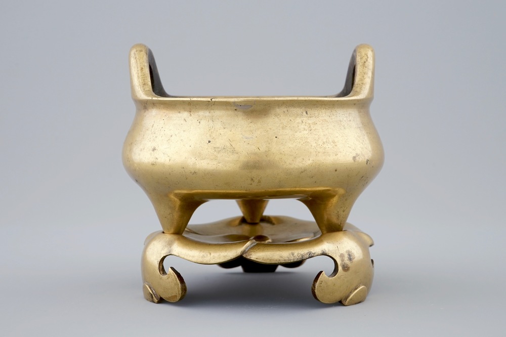 A gilt bronze censer on leaf form base, Ming Dynasty