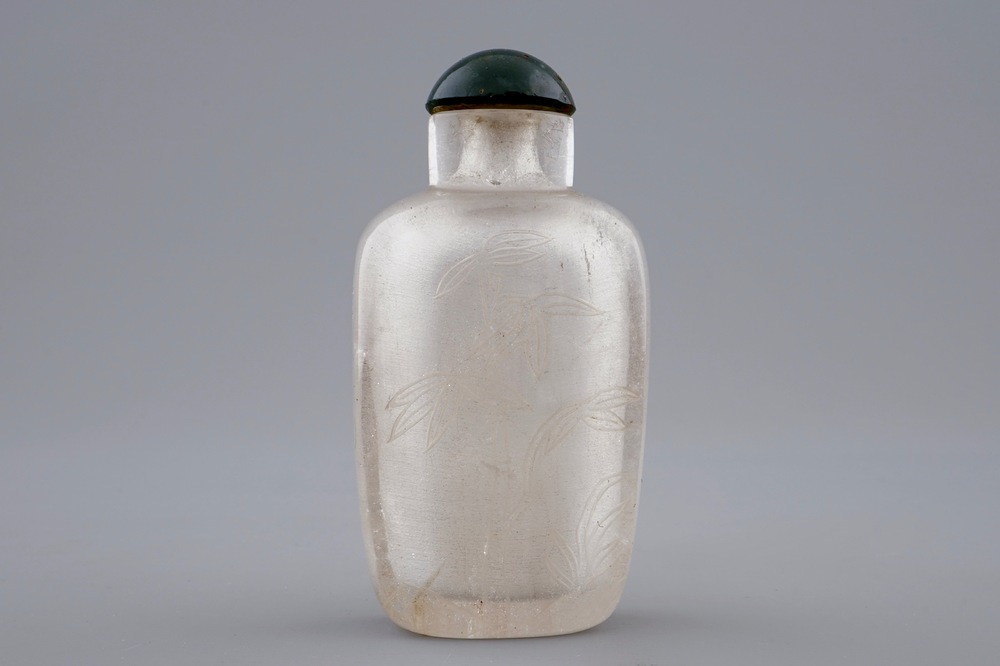 Deux tabati&egrave;res en agate et cristal de rocher, Chine, 19/20&egrave;me