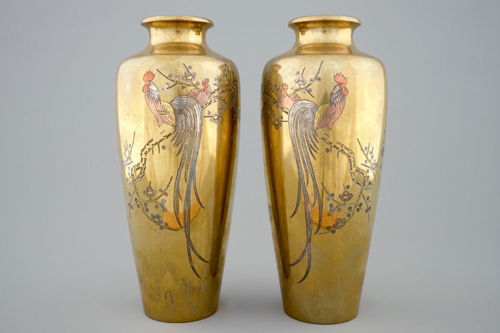 A pair of Japanese engraved gilt bronze vases with roosters, signed, Meiji, 19/20th C.