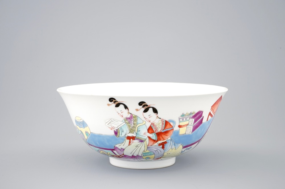 A Chinese famille rose bowl with scholars, Yongzheng mark, 19/20th C.