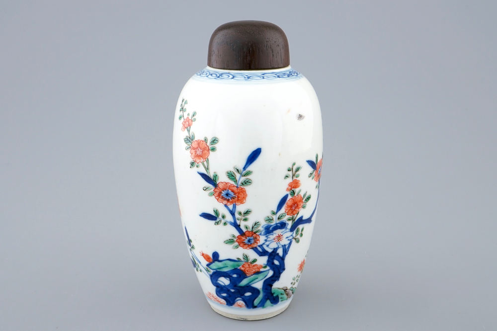 A Chinese famille verte vase with wooden cover, Kangxi