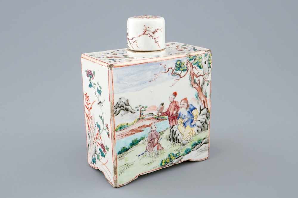 A fine square Chinese famille rose tea caddy and cover, Qianlong, 18th C.