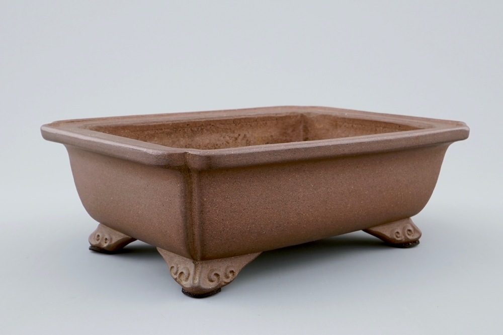 A marked Chinese Yixing zisha planter, 19/20th C.