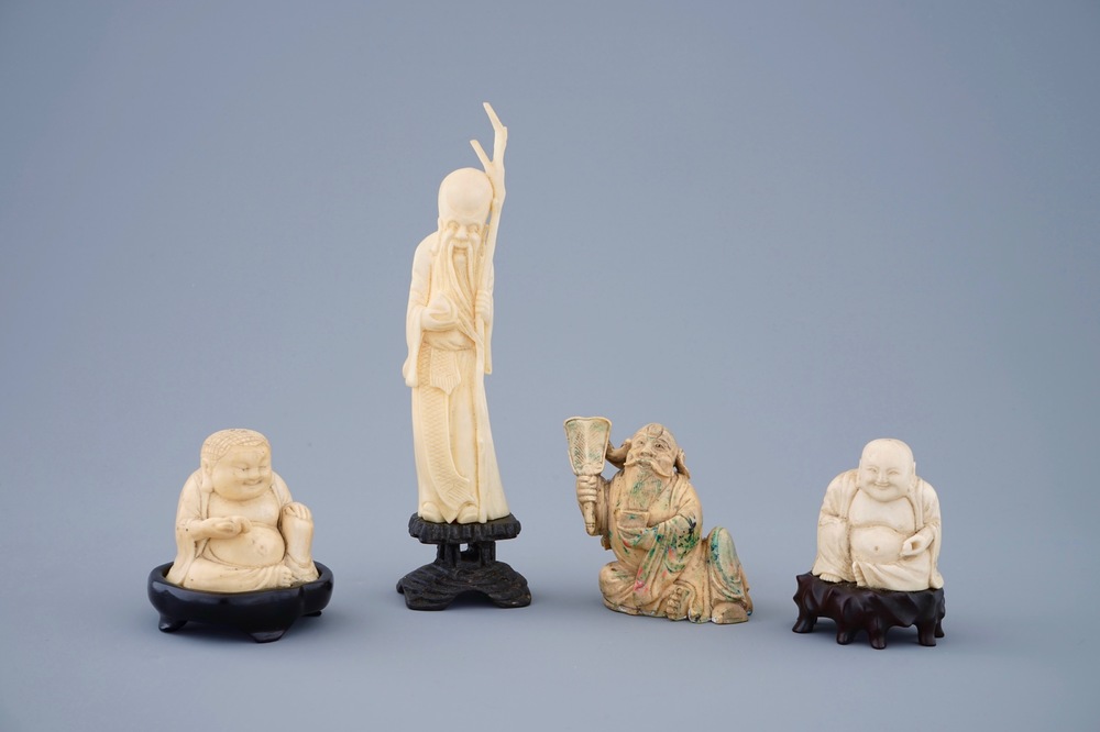 A group of 4 Chinese ivory carvings incl. figures of Buddha, late 19th to early 20th C.