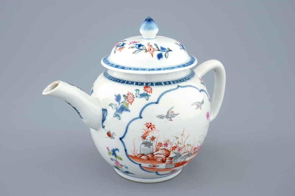 A Chinese famille rose teapot and cover with birds, Qianlong, 18th C.