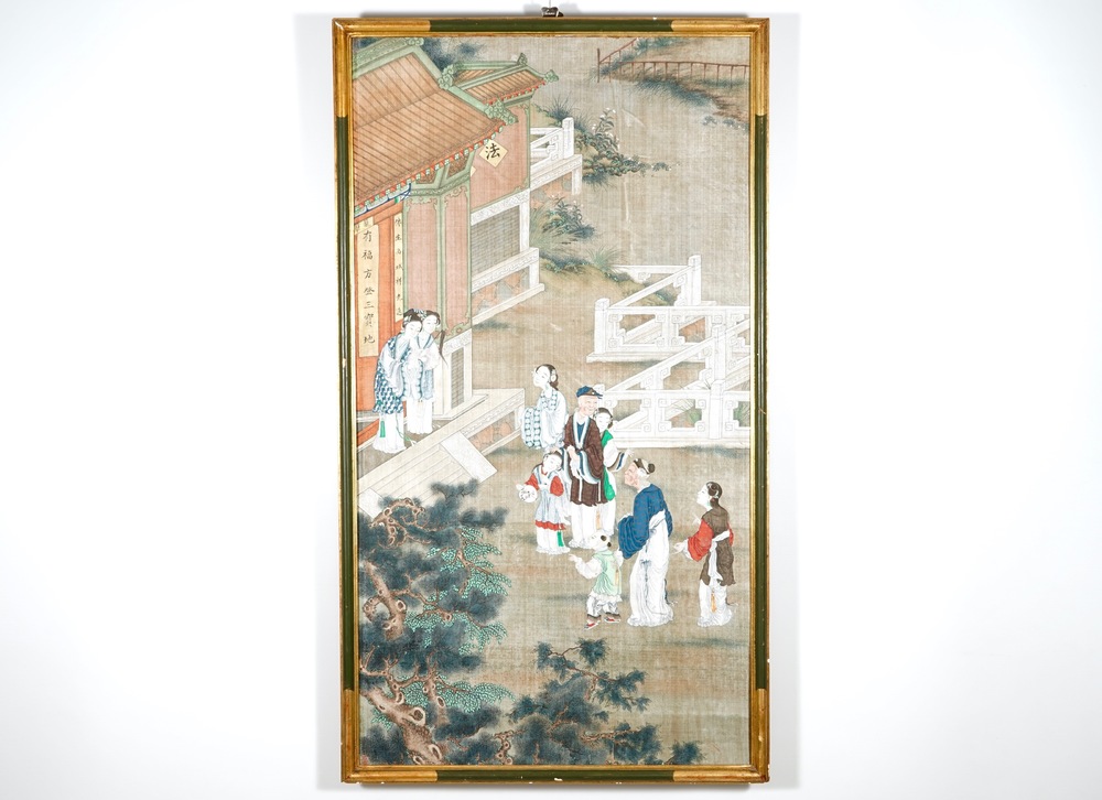 A framed Chinese silk painting of a court scene, 18/19th C.