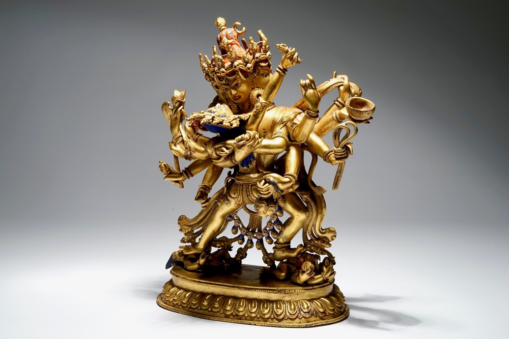A Sino-Tibetan gilt bronze figure of Chakrasamvara, 17/18th C.