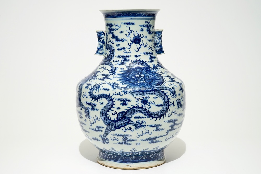 A large Chinese blue and white &quot;dragon&quot; hu vase, 19th C.