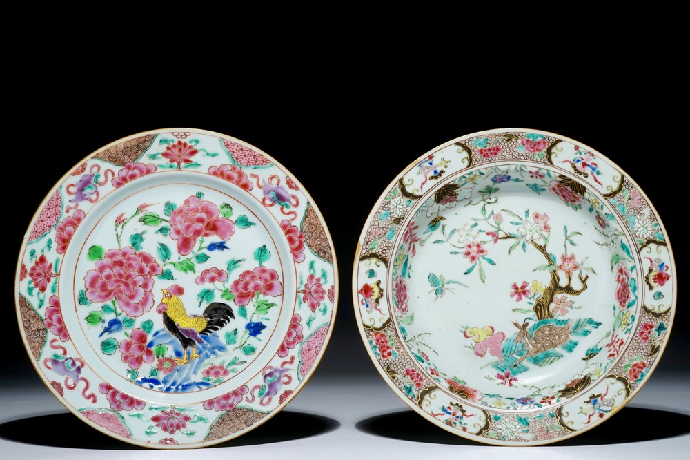 Two Chinese famille rose plates with a rooster and a dear, Yongzheng/Qianlong