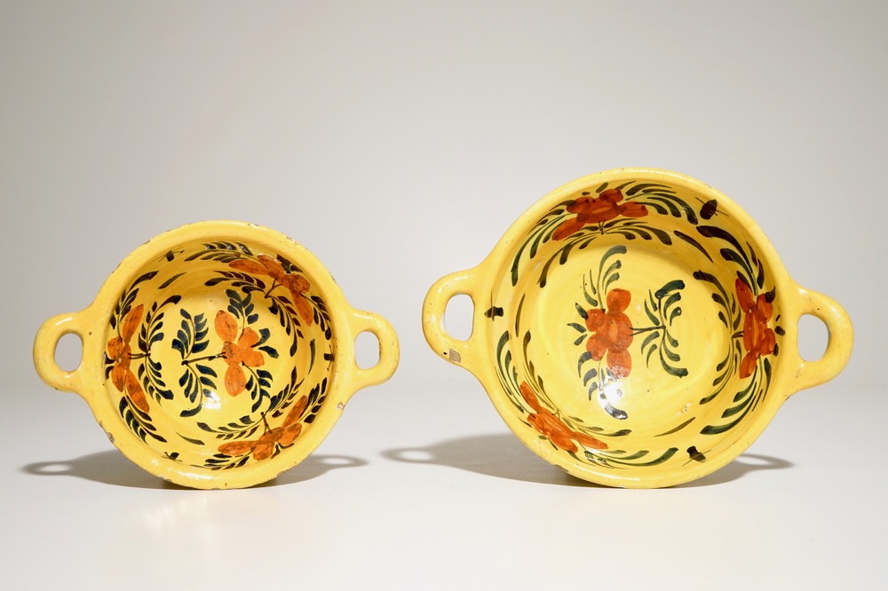 Twee Delftse papkommen met gele fondkleur, 18e eeuw