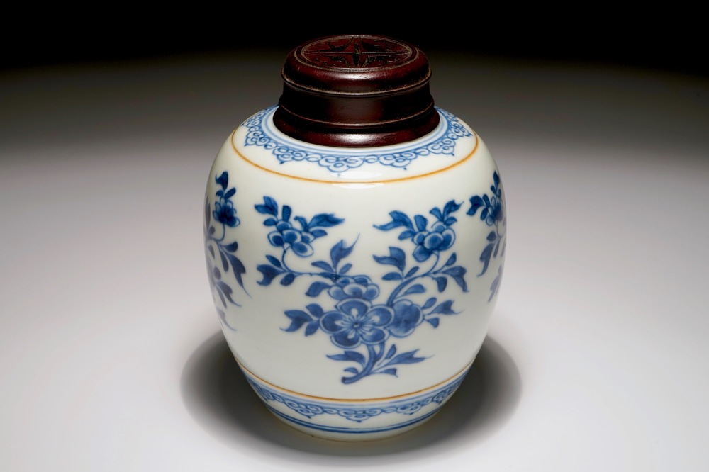 A Chinese blue and white jar with wooden cover, Kangxi