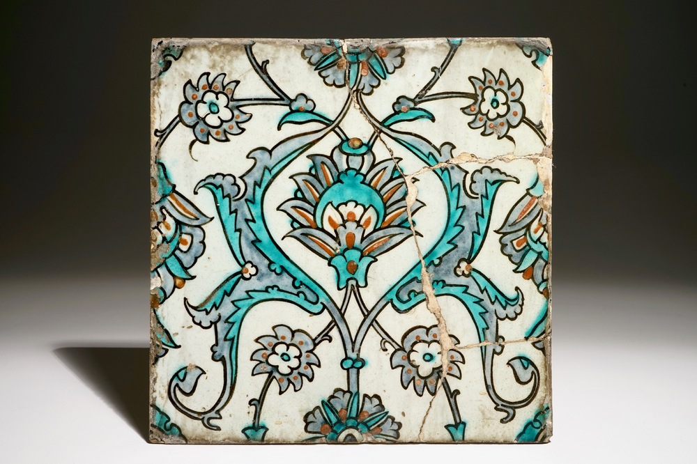 An Iznik tile with floral design, Turkey, 17th C.