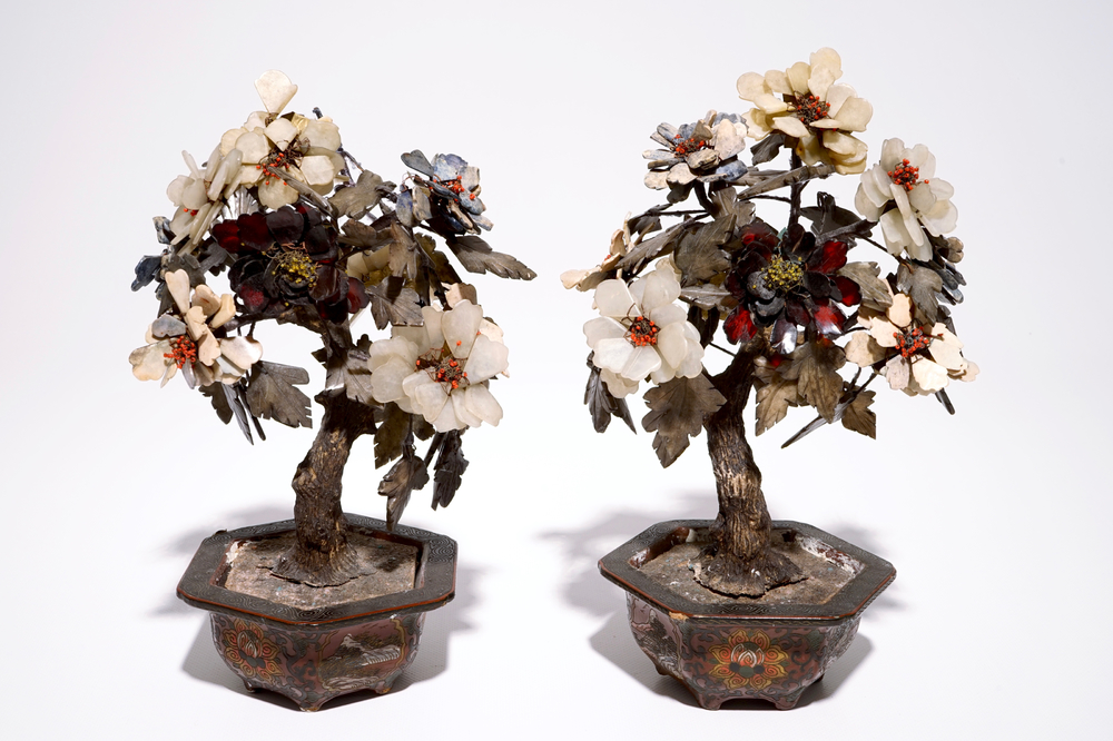 A pair of Chinese jade, soapstone, agate and coral trees in cloisonn&eacute; pots, China, 19/20th C.