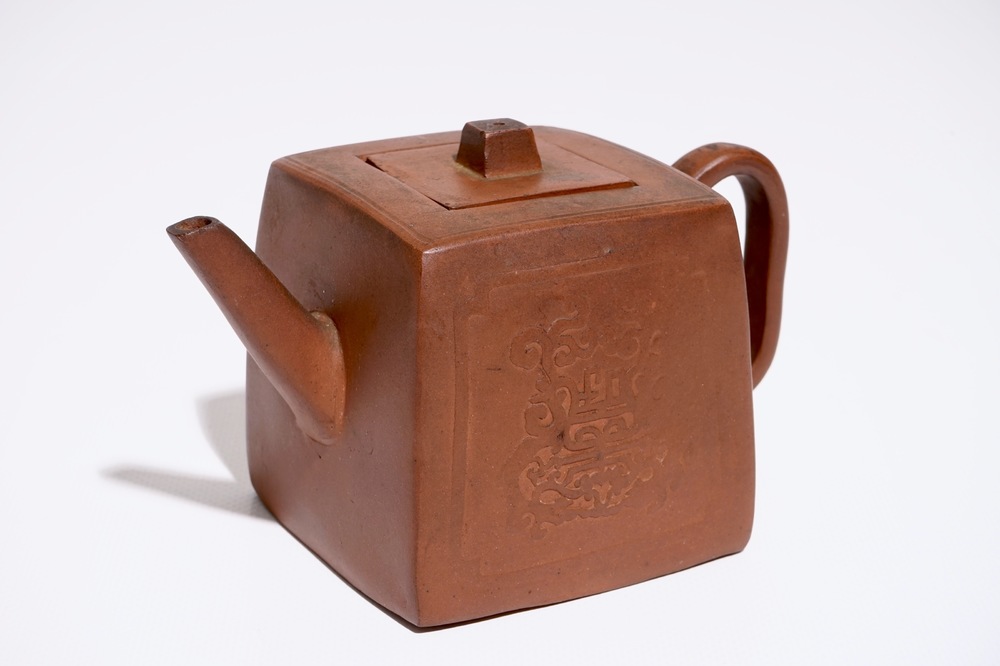 A square Chinese Yixing teapot and cover, 19th C.