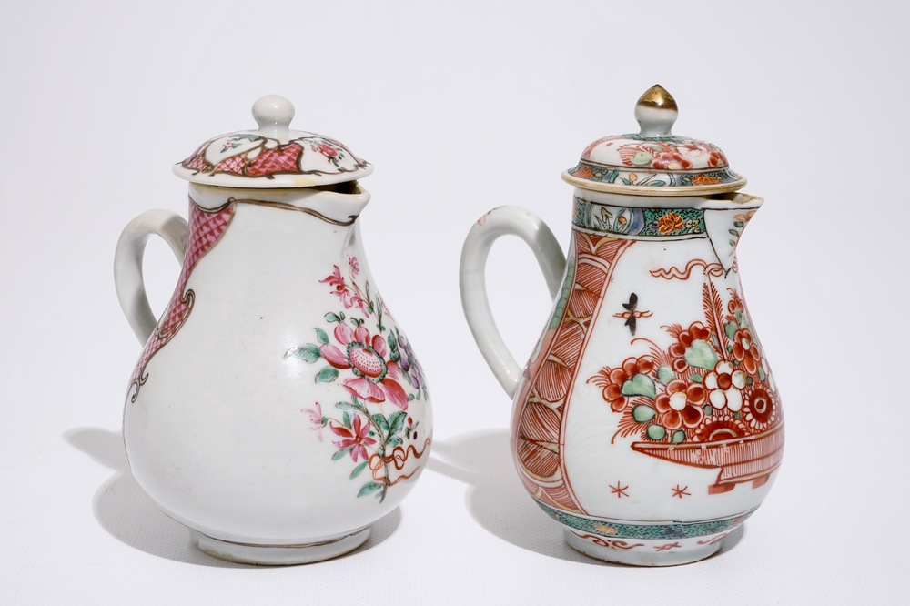 Deux pots &agrave; lait couverts en porcelaine de Chine famille rose et surd&eacute;cor&eacute; aux Pays-Bas, Qianlong